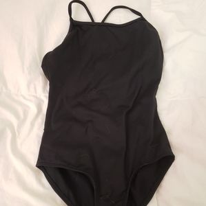 Mirella girls size 8-10 leo